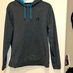 Hurley Men’s Sweatshirt, Pullover Gray Hoodie Size Medium, Surf Brand Great Deal